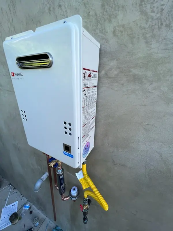 Tankless water heater installation for Natural Falls homes